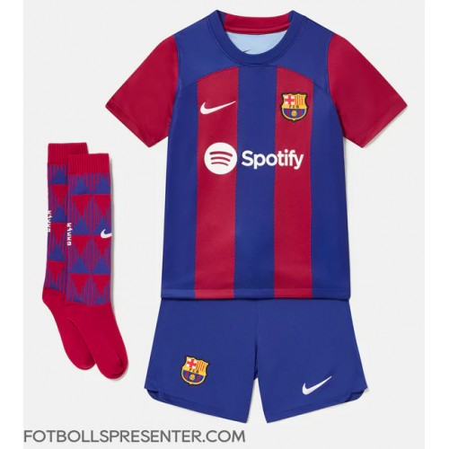 Barcelona Robert Lewandowski #9 Hemmatröja Barn 2023-24 Kortärmad (+ korta byxor)